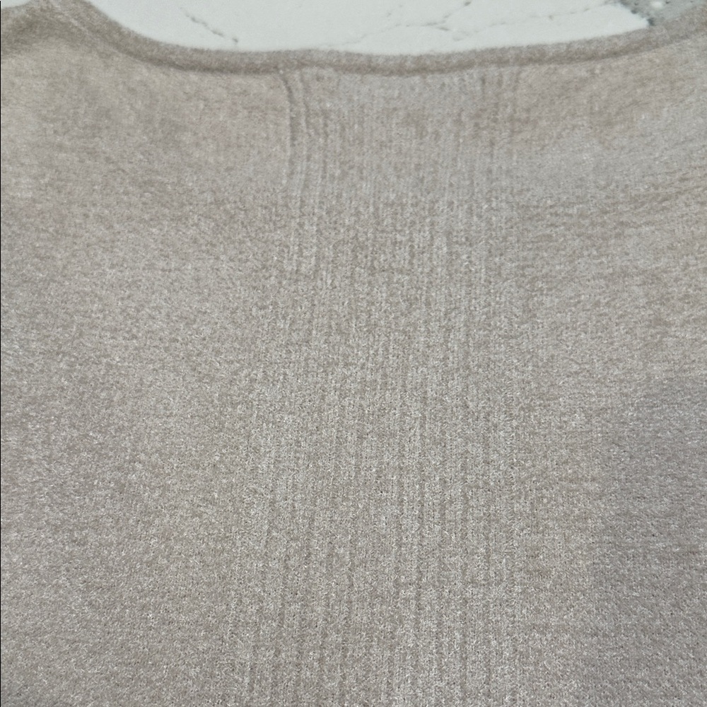 Barefoot Dreams Soft Cream Tank Top With Front/Back Stripe Never Worn - Picture 6 of 6